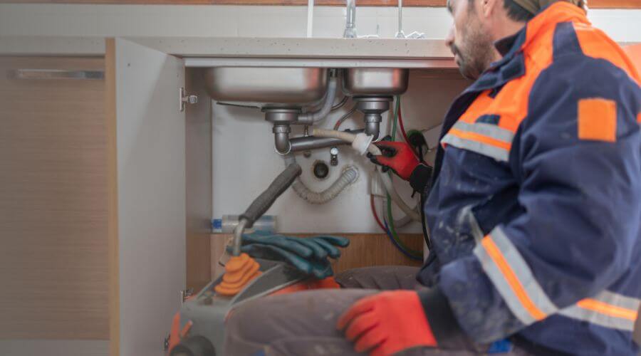 Professional tankless water heater installation services in Geyser, MT